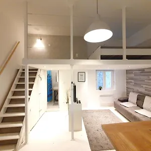 Vintage Near Boulevard With Ac After Renovation Apartment Budapest