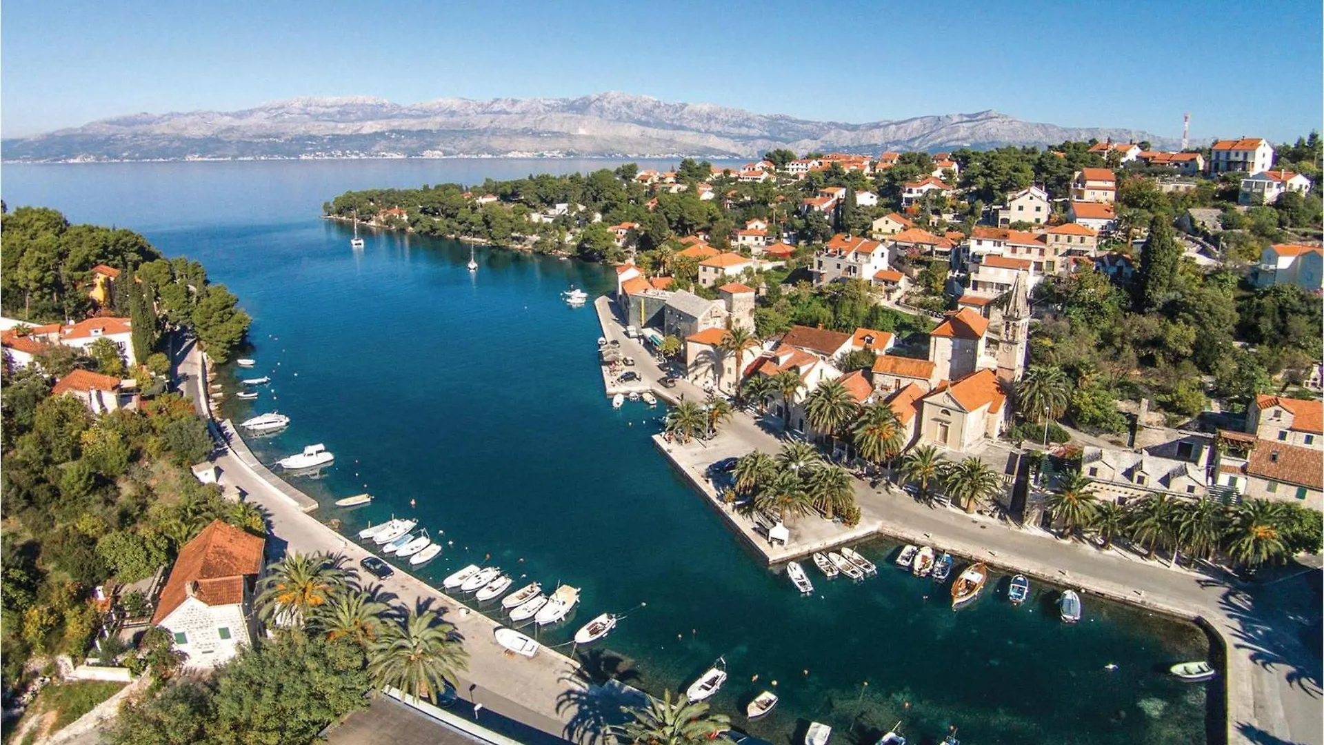Beautiful Home In Split With Kitchen 0*,